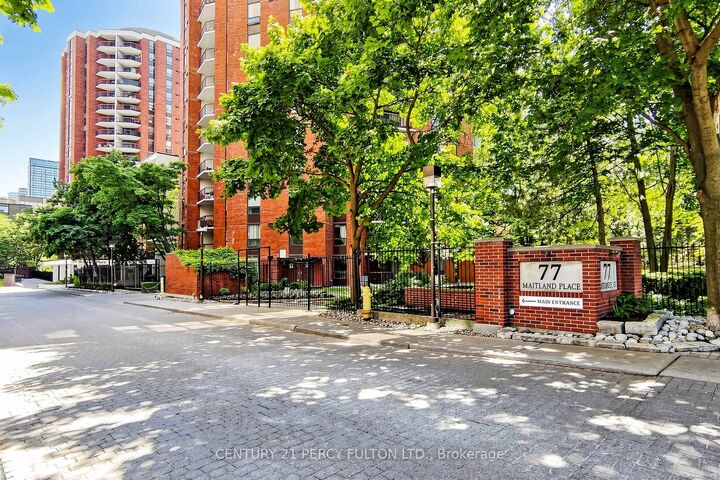 Property Photo: 77 Maitland Place 224 ON M4Y 2V6