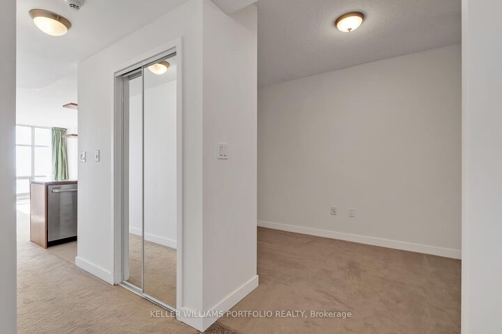 Property Photo: 10 Navy Wharf Court 2910 ON M5V 3V2
