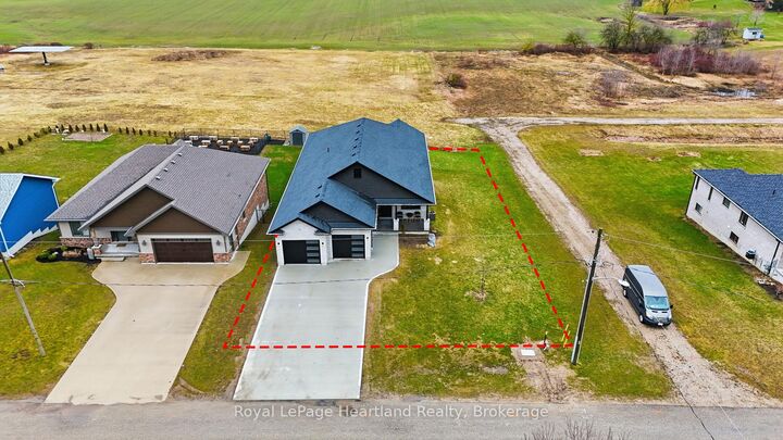 Property Photo: 16 Minto Street S ON N0G 1M0