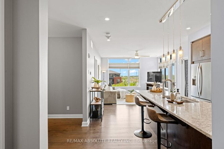 Property Photo: 170 Boundstone Way 304 ON K2T 0M8