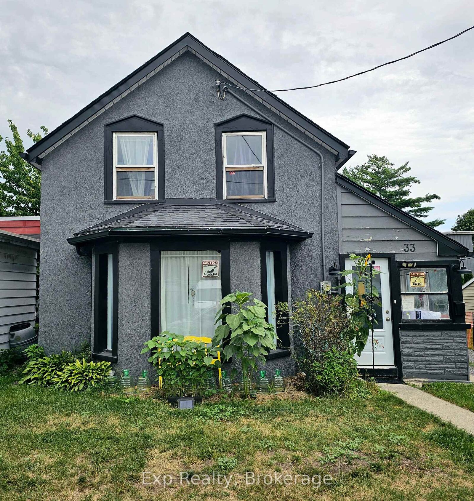 Property Photo: 33 Murney Street ON K8P 3N5