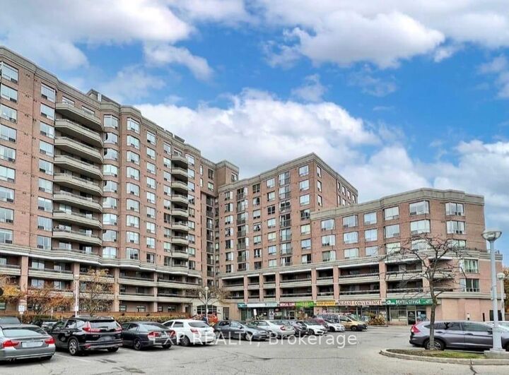 1700 Eglinton Avenue E 522 — photo 1