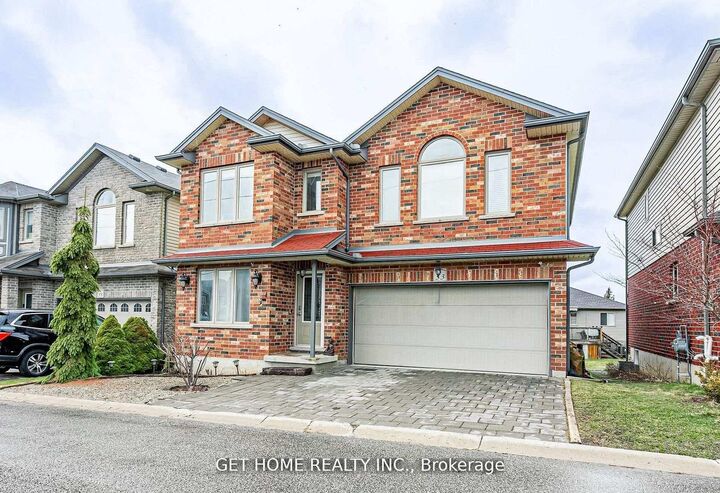 Property Photo: 70 Tanoak Drive #53 ON N6G 5R3