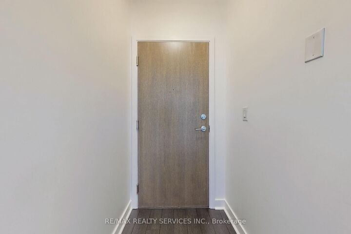 Property Photo: 3985 Grand Park Drive 1511 ON L5B 0H8