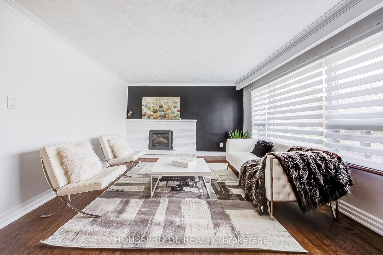 Property Photo: 49 Bowerbank Drive ON M2M 1Z9