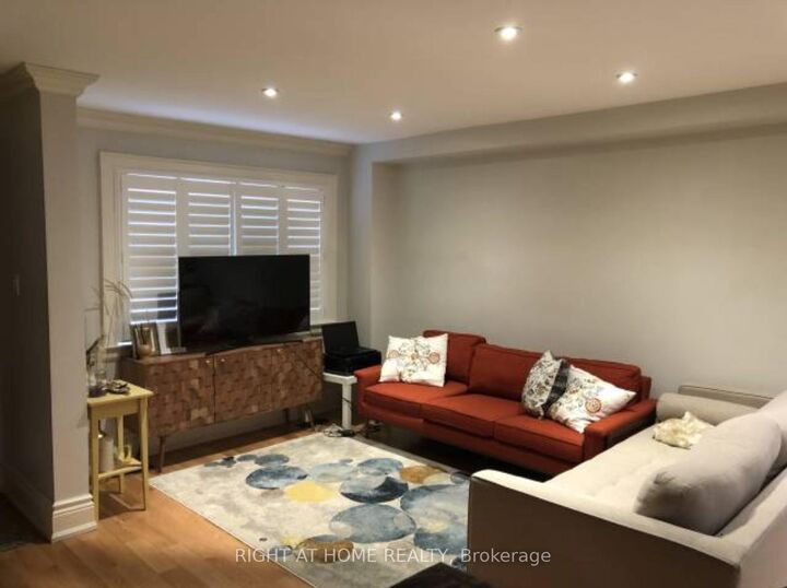Property Photo: 43 Bowie Avenue ON M6E 2P2