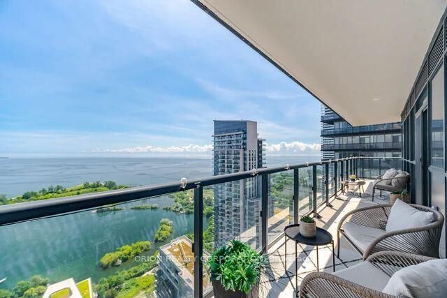 Property Photo: 38 Annie Craig Drive 3605 ON M8V 0A8