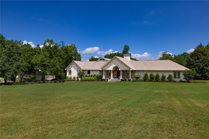 Property Photo: 1214 McClellan Road SC 29621
