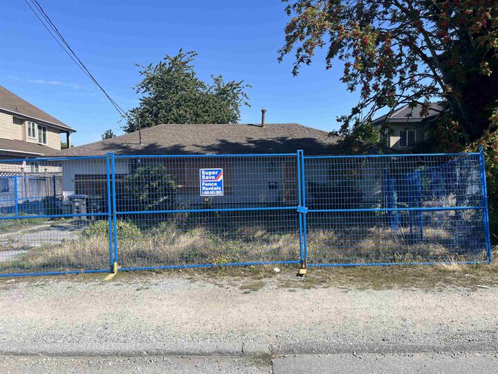 Property Photo: 12111 84 Avenue BC V3W 3G4