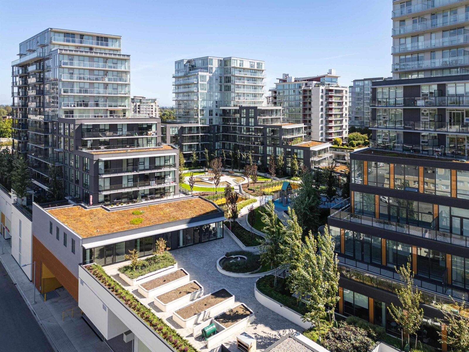 Property Photo: 6655 Buswell Street 605 BC V6Y 0M4