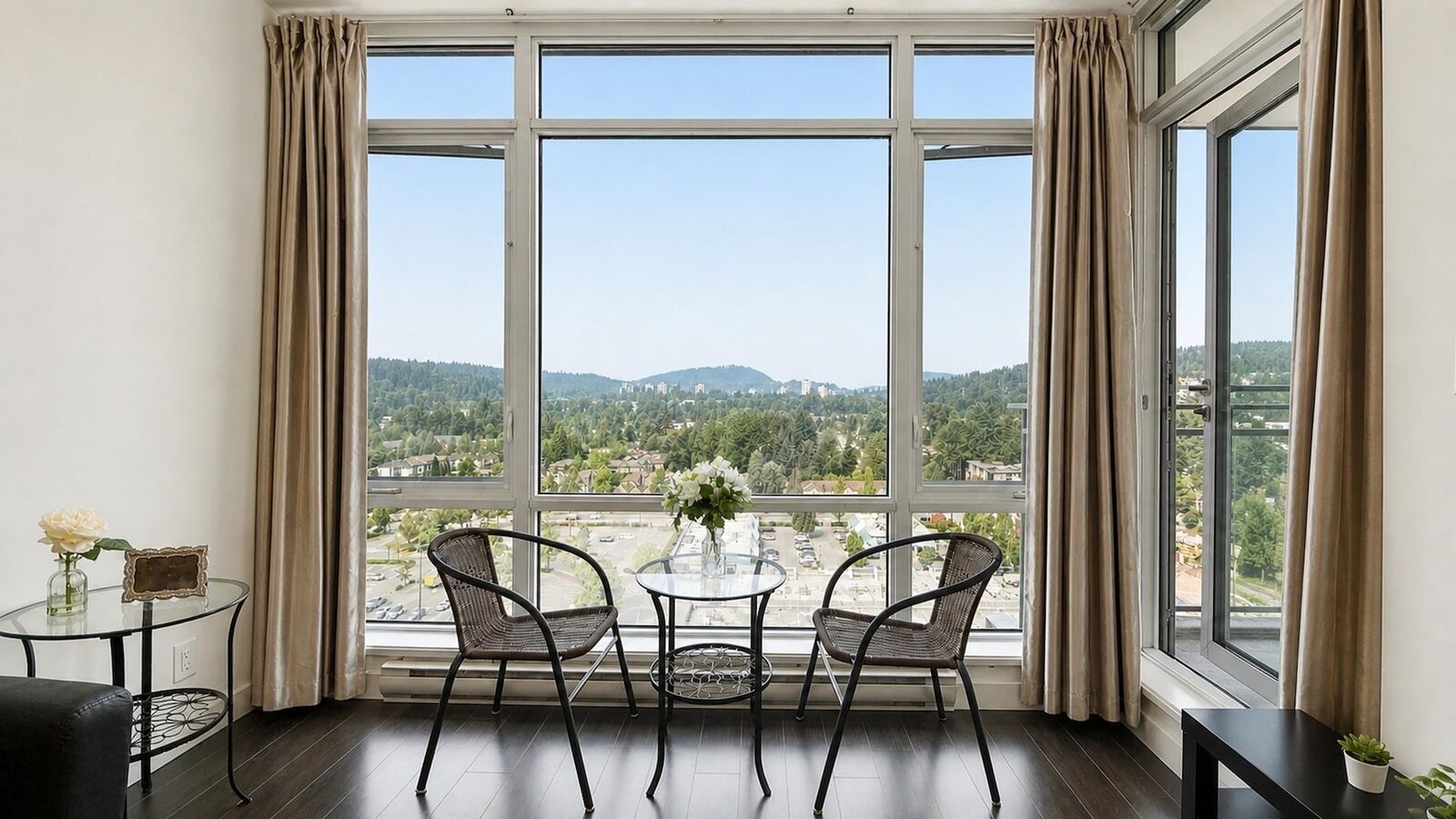 Property Photo: 2955 Atlantic Avenue 1908 BC V3B 0H9