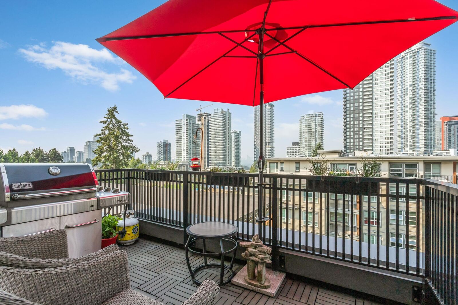Property Photo: 609 Cottonwood Avenue 502 BC V3J 0H2
