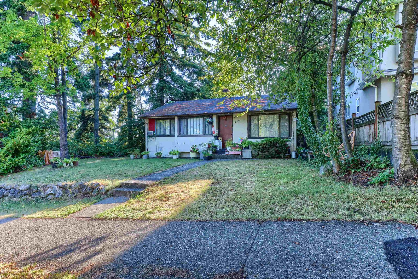 Property Photo: 8287 Victoria Drive BC V5P 4A7