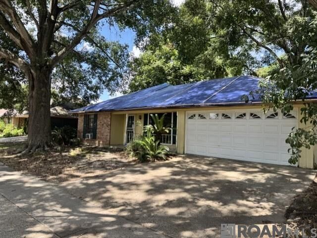 Property Photo: 2124 General Taylor Ave LA 70810