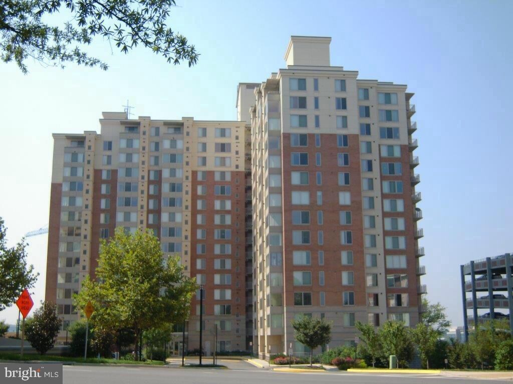 Property Photo:  2726 Gallows Road 1110  VA 22180 