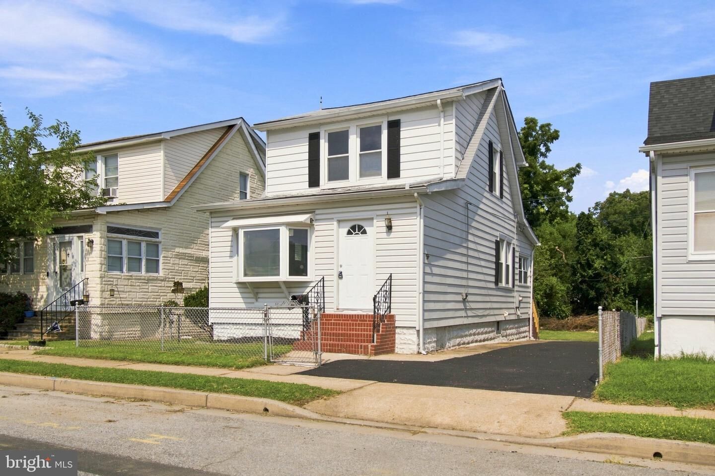 Property Photo:  6912 Brentwood  MD 21222 