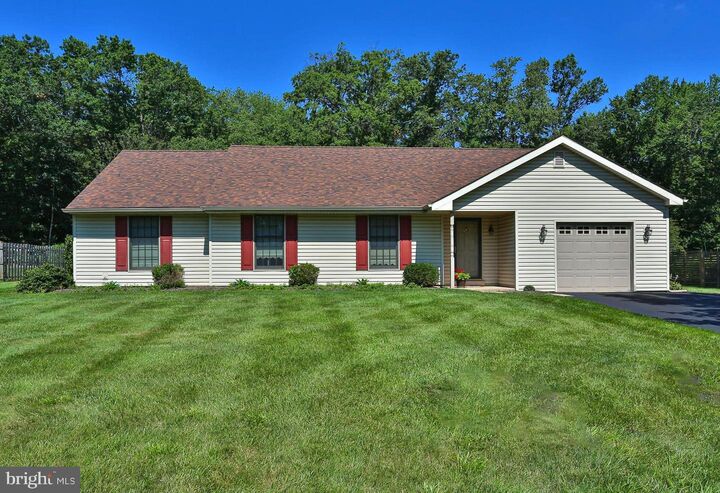 Property Photo: 2001 Foster Road PA 19440