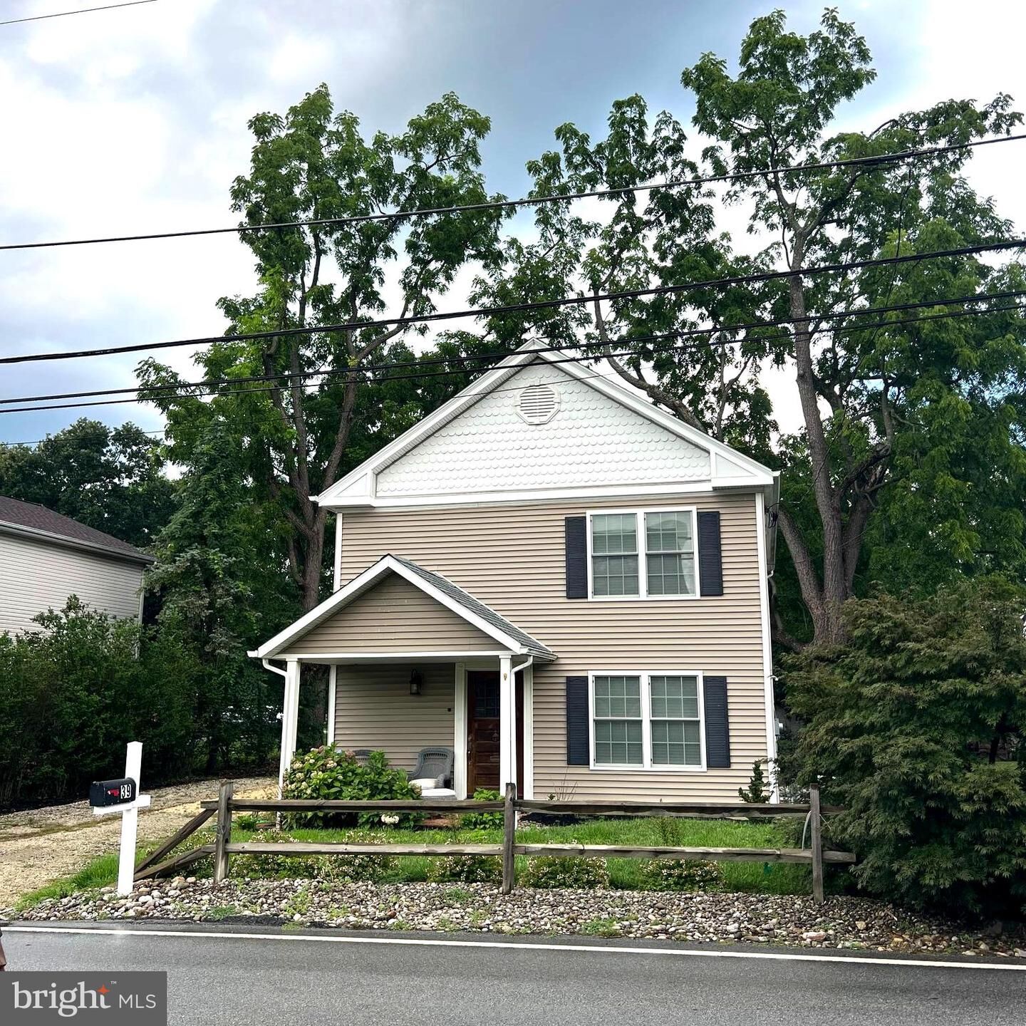 Property Photo:  39 Van Leer Avenue  PA 19063 