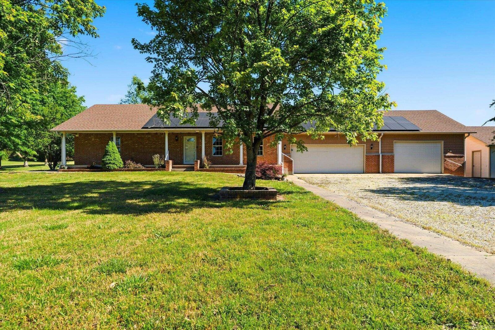 Property Photo: 250 Cr 793 AR 72417