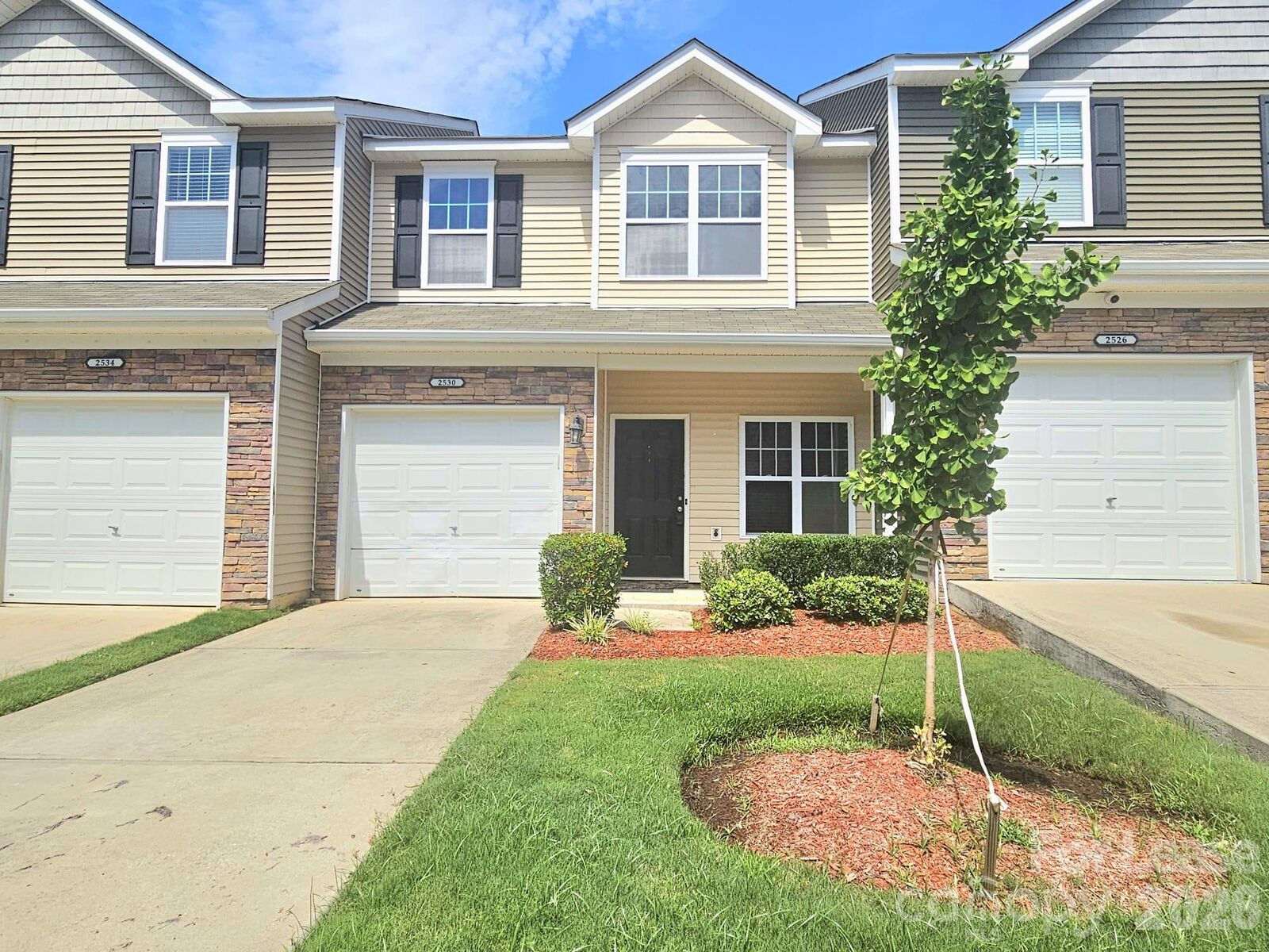 Property Photo: 2530 Madeline Meadow Drive NC 28217