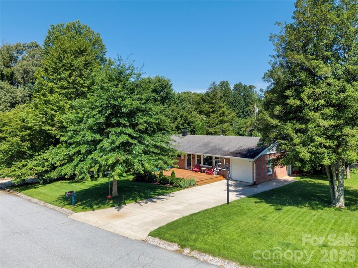 Property Photo:  217 S Hillandale Drive  NC 28726 