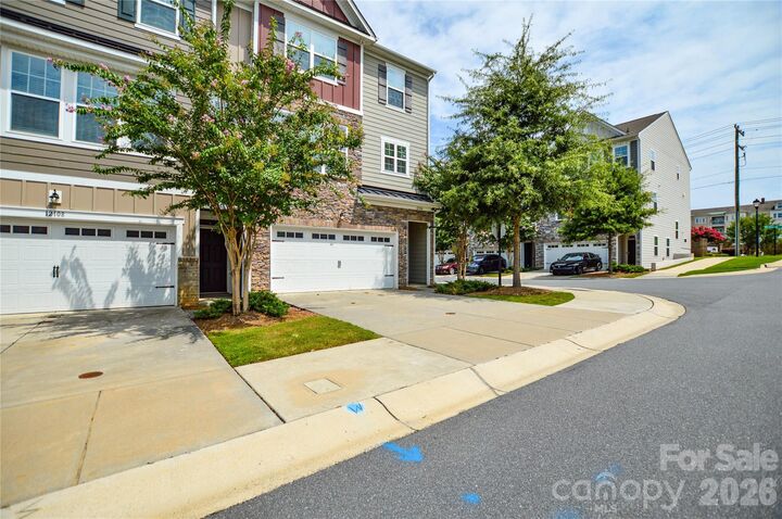 Property Photo: 12104 Ardrey Park Drive NC 28277