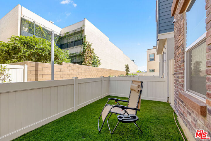 Property Photo: 768 Daniel Freeman Cir CA 90301