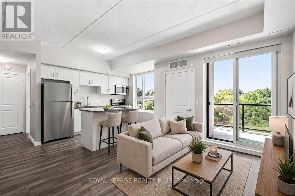 Property Photo:  1284 Gordon Street 404  ON N1L 0M8 