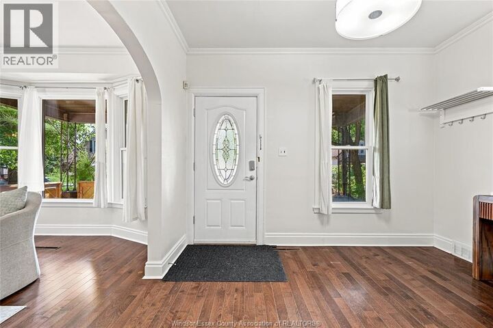 Property Photo:  916 Lincoln Road  ON N8Y 2H2 