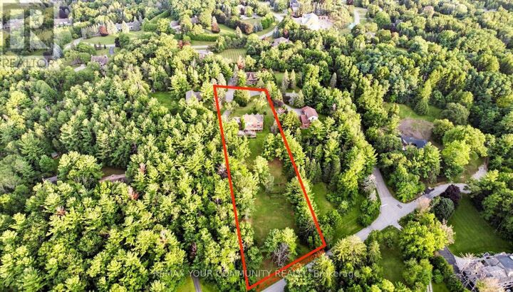 Property Photo:  243 Ridge Road  ON L4G 0M3 