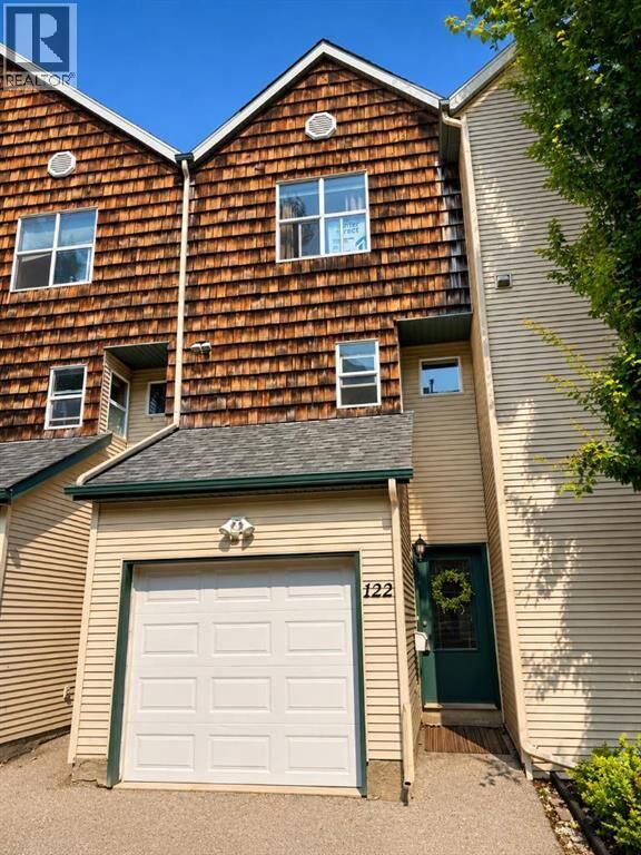 Property Photo:  122 Bridlewood Lane Southwest  AB T2Y 3X8 