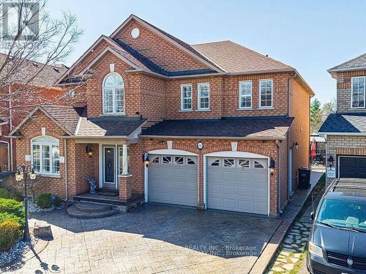 Property Photo: 61 Woodvalley Drive ON L7A 1Z3