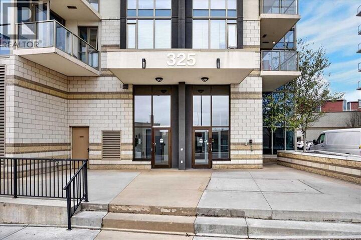 Property Photo:  325 3 Street Southeast  AB T2G 0T9 