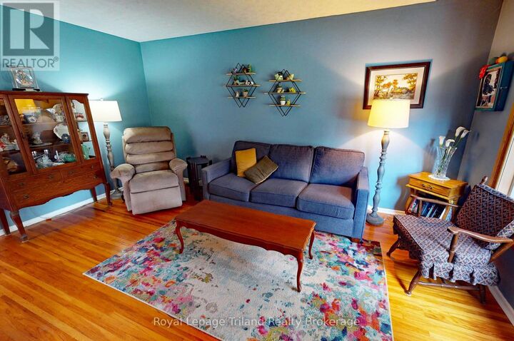 Property Photo: 773 Gladstone Drive ON N4S 5T1
