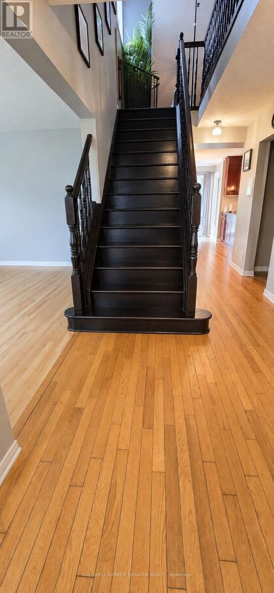 Property Photo:  55 Bramblegrove Crescent  ON K1T 3G2 