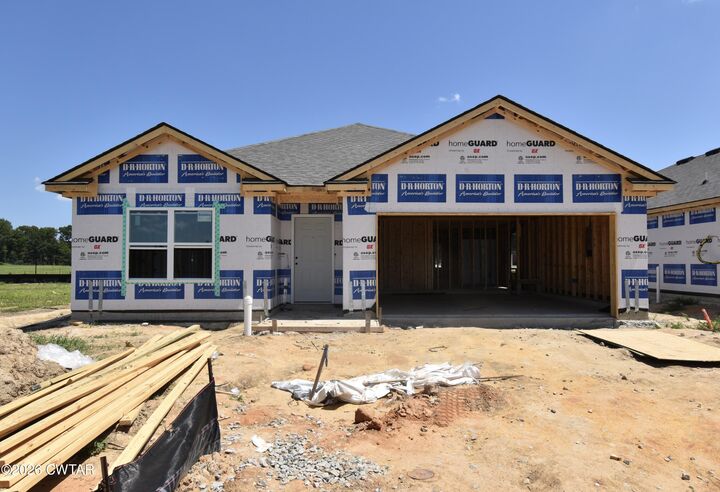 Property Photo: 83 Morning Light Cove TN 38305