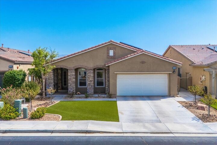 Property Photo:  2346 Savanna Way  CA 92262 