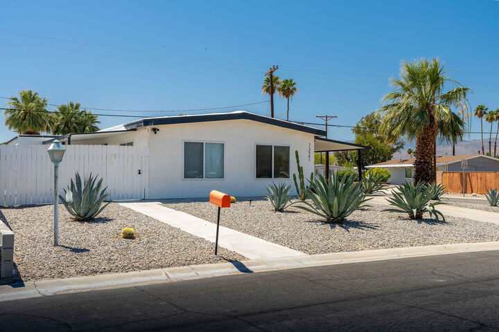 Property Photo:  73561 Broadmoor Drive  CA 92276 