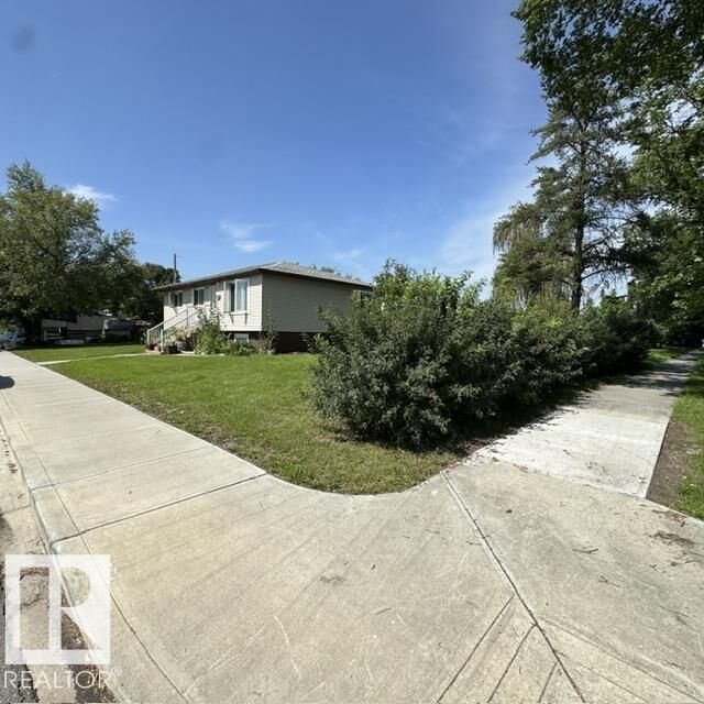 Property Photo: 11404 127 Avenue NW AB T5E 0C6