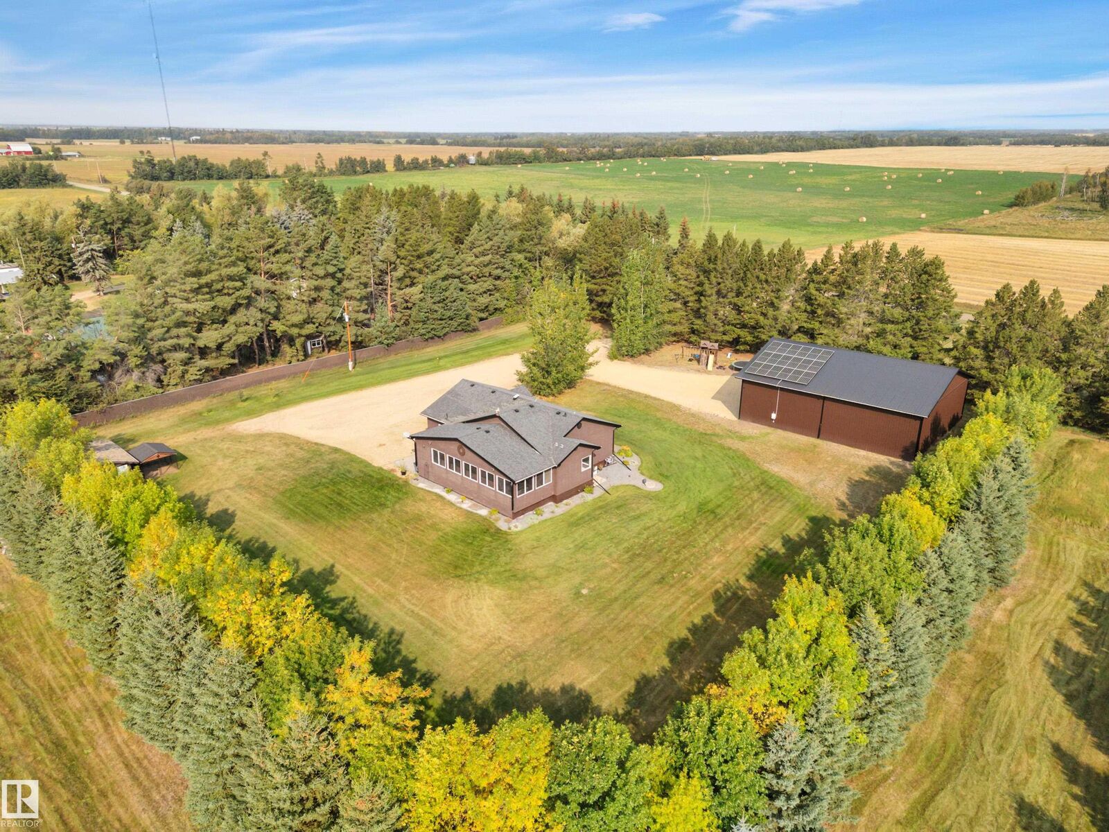 Property Photo:  250023 Twp Road 480  AB T0C 1Z0 