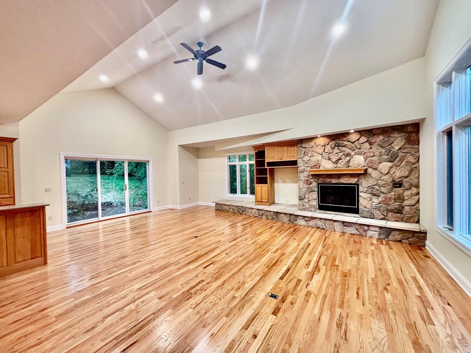 Property Photo: 9848 Oak Shore Drive MN 55044