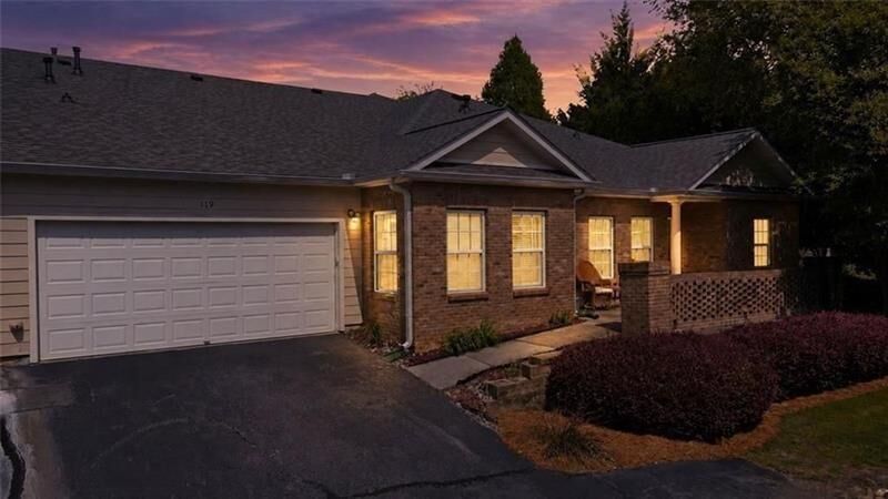 Property Photo:  119 Villa Park Circle  GA 30087 