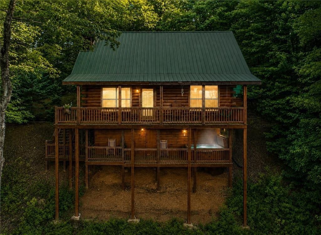 Property Photo: 372 Mountain View Road GA 30540
