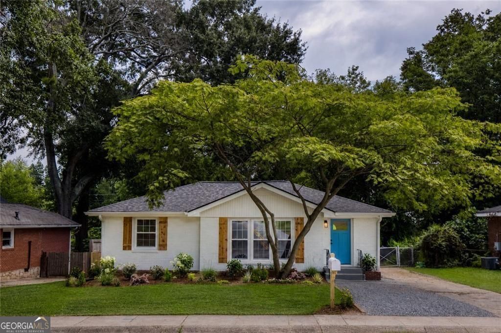 Property Photo:  216 Austin Avenue NE  GA 30060 