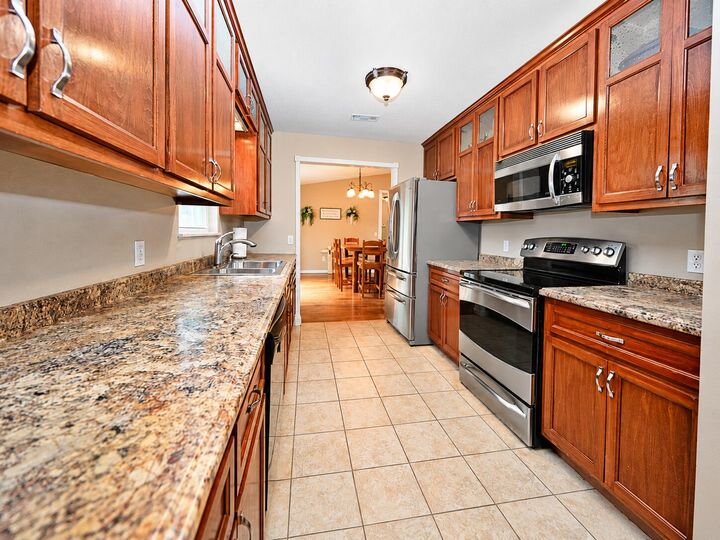 Property Photo: 1183 County Road 147 AL 35978