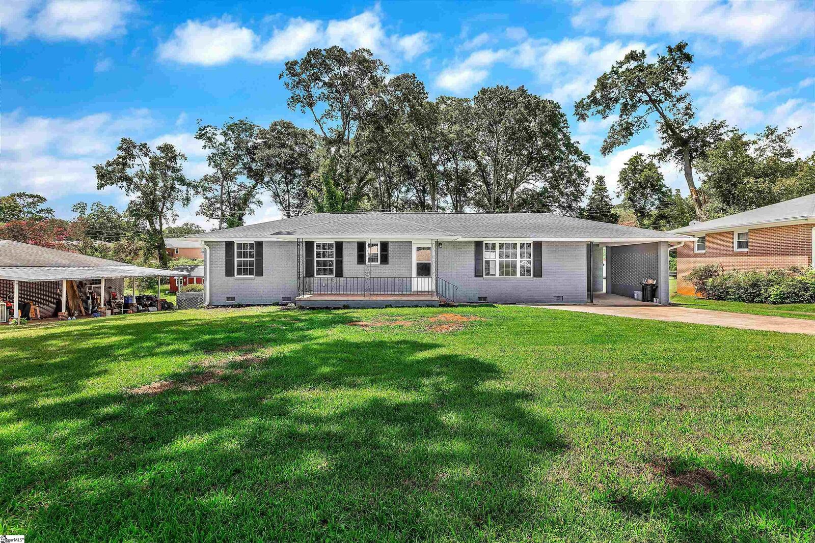 Property Photo:  1001 Fairfield Drive  SC 29621 