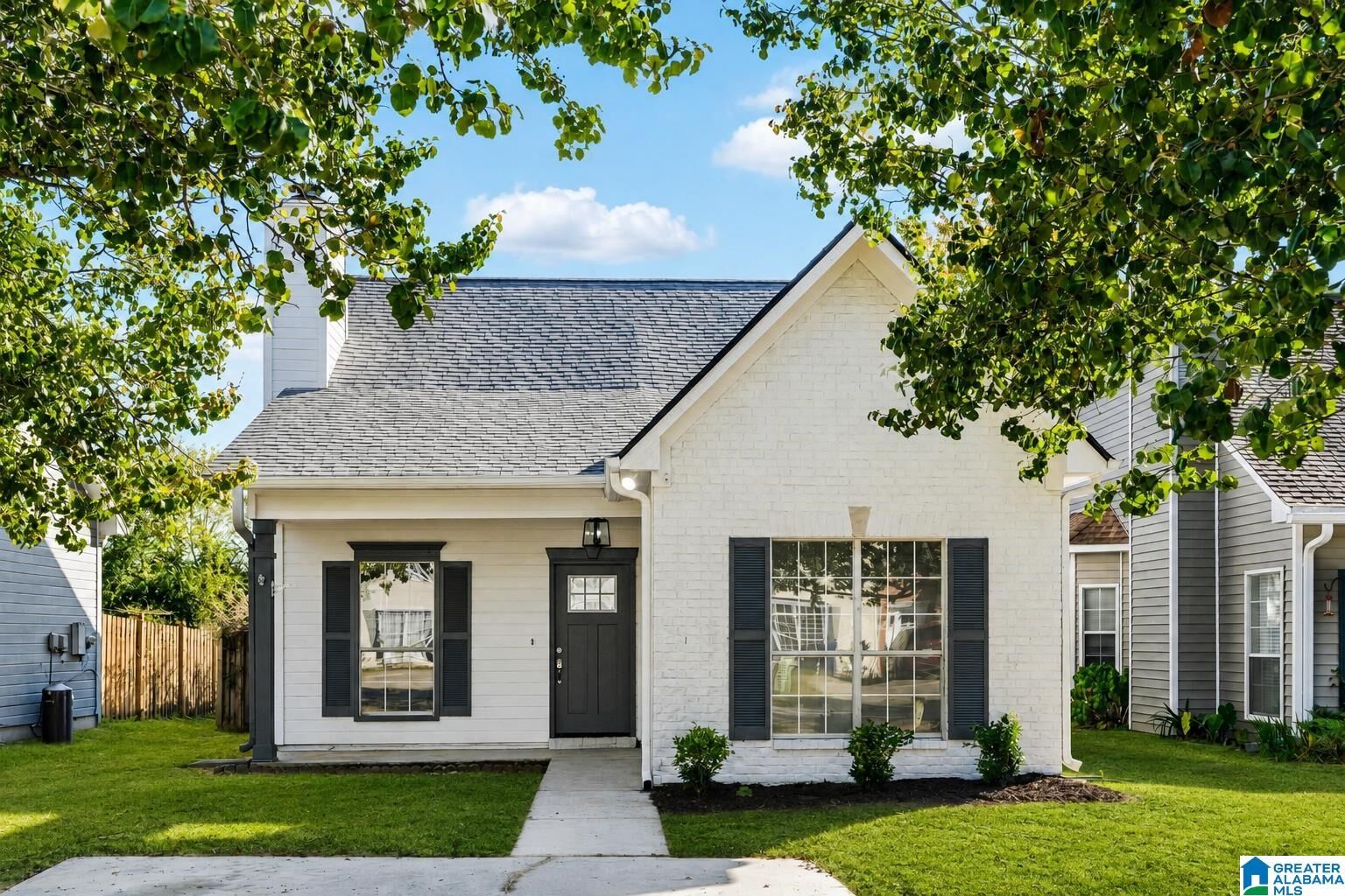 Property Photo:  1441 Amberley Woods Cove  AL 35080 