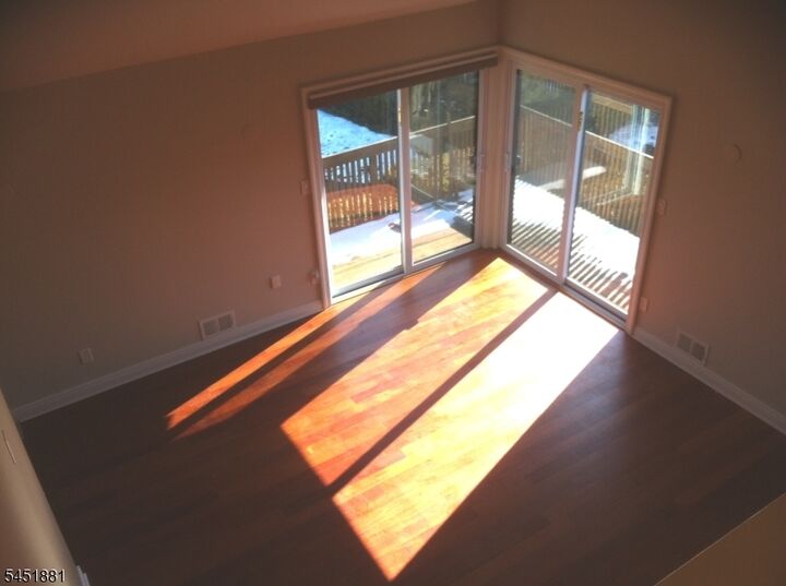 Property Photo: 250 Ridgedale Ave E-2 NJ 07932