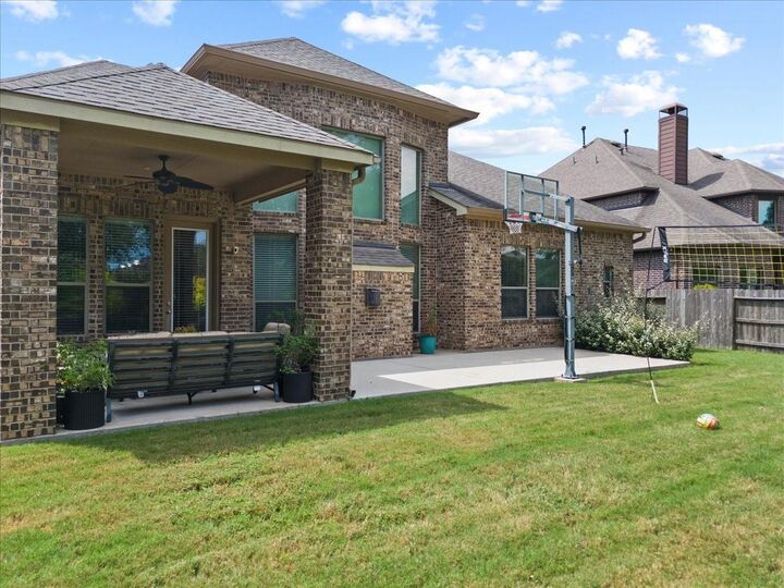 Property Photo:  5039 Lockridge Sky Lane  TX 77479 