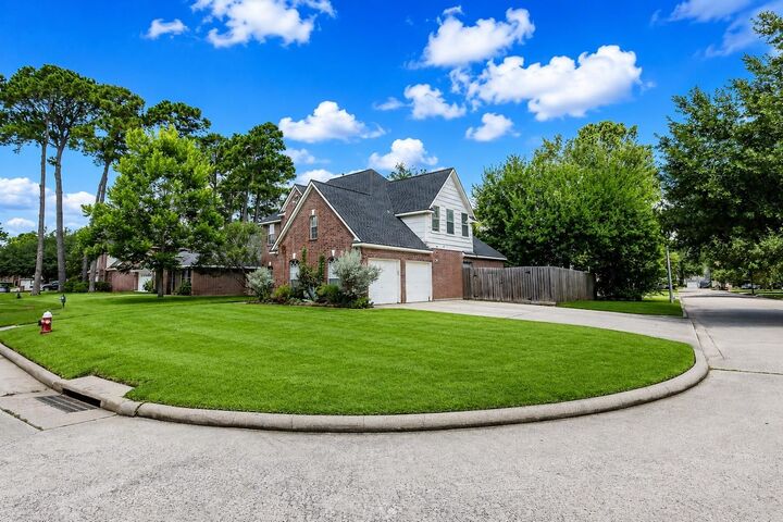 Property Photo: 13502 Spring Court TX 77375
